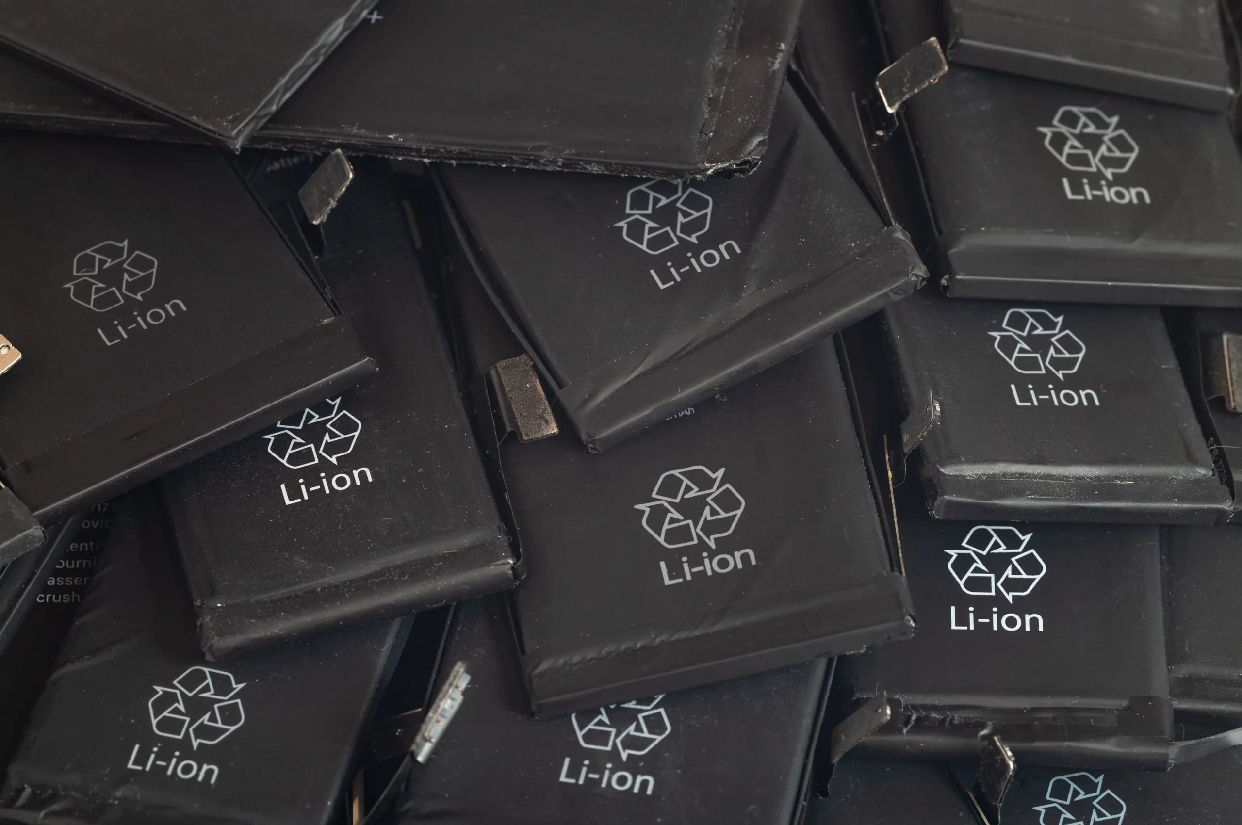 A Look Inside 3 Committees Leading the Charge in Lithium Battery Storage and Transportation Regulations